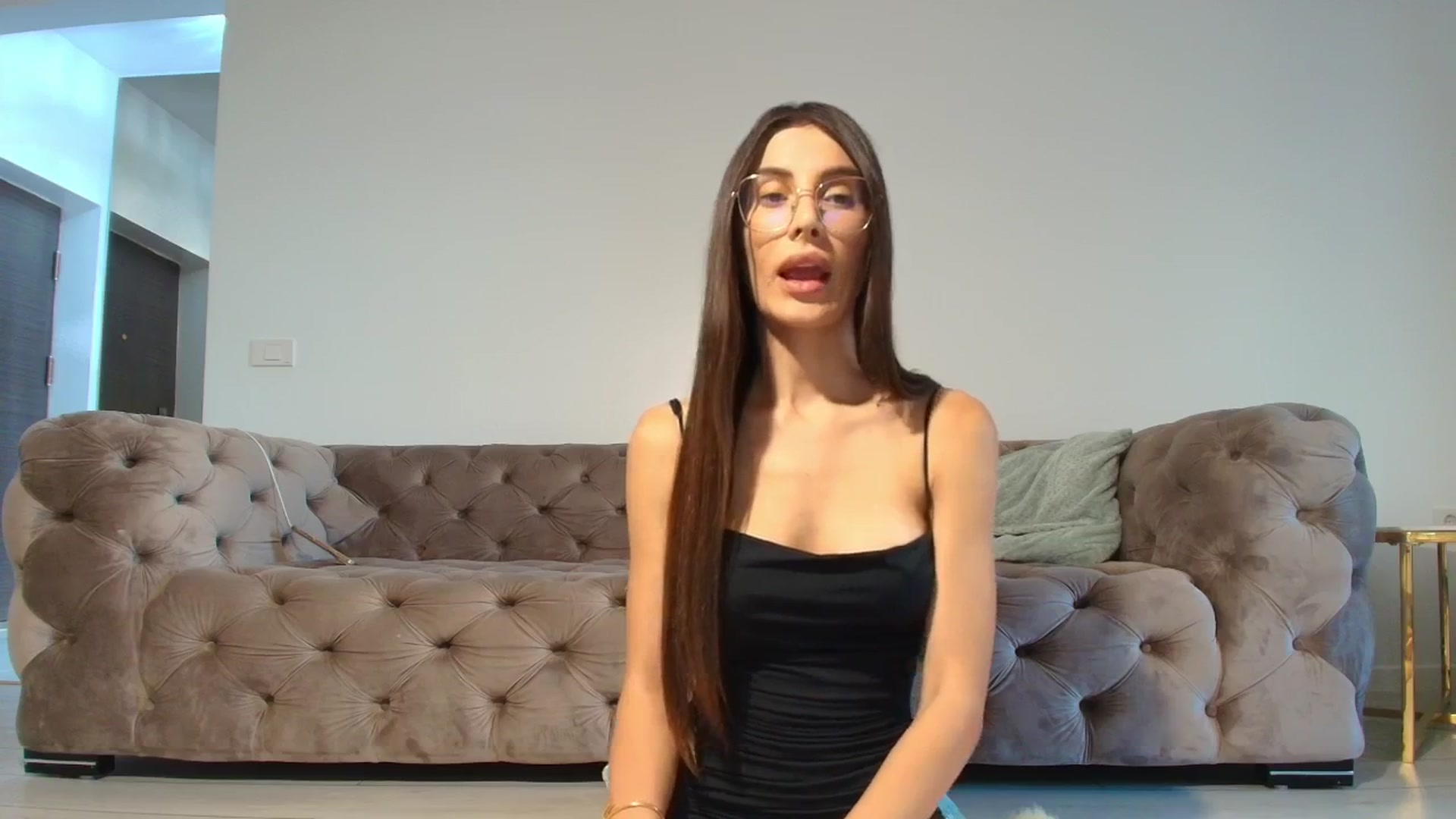 Gallery image thumbnail from Anne_Marieee's myfreecams stream on, 08/20/2025, 12:52 image 18 of 20