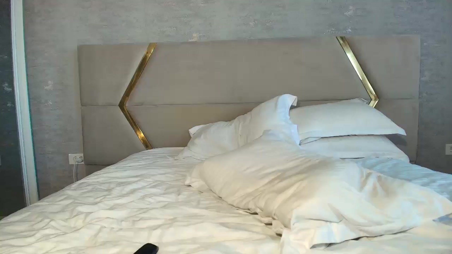 Gallery image thumbnail from Anne_Marieee's myfreecams stream on, 10/31/2025, 12:51 image 8 of 20