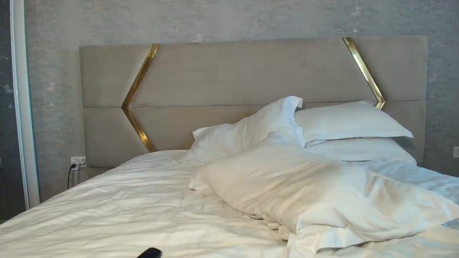 Gallery image thumbnail from Anne_Marieee's myfreecams stream on, 10/31/2025, 12:51 image 5 of 20