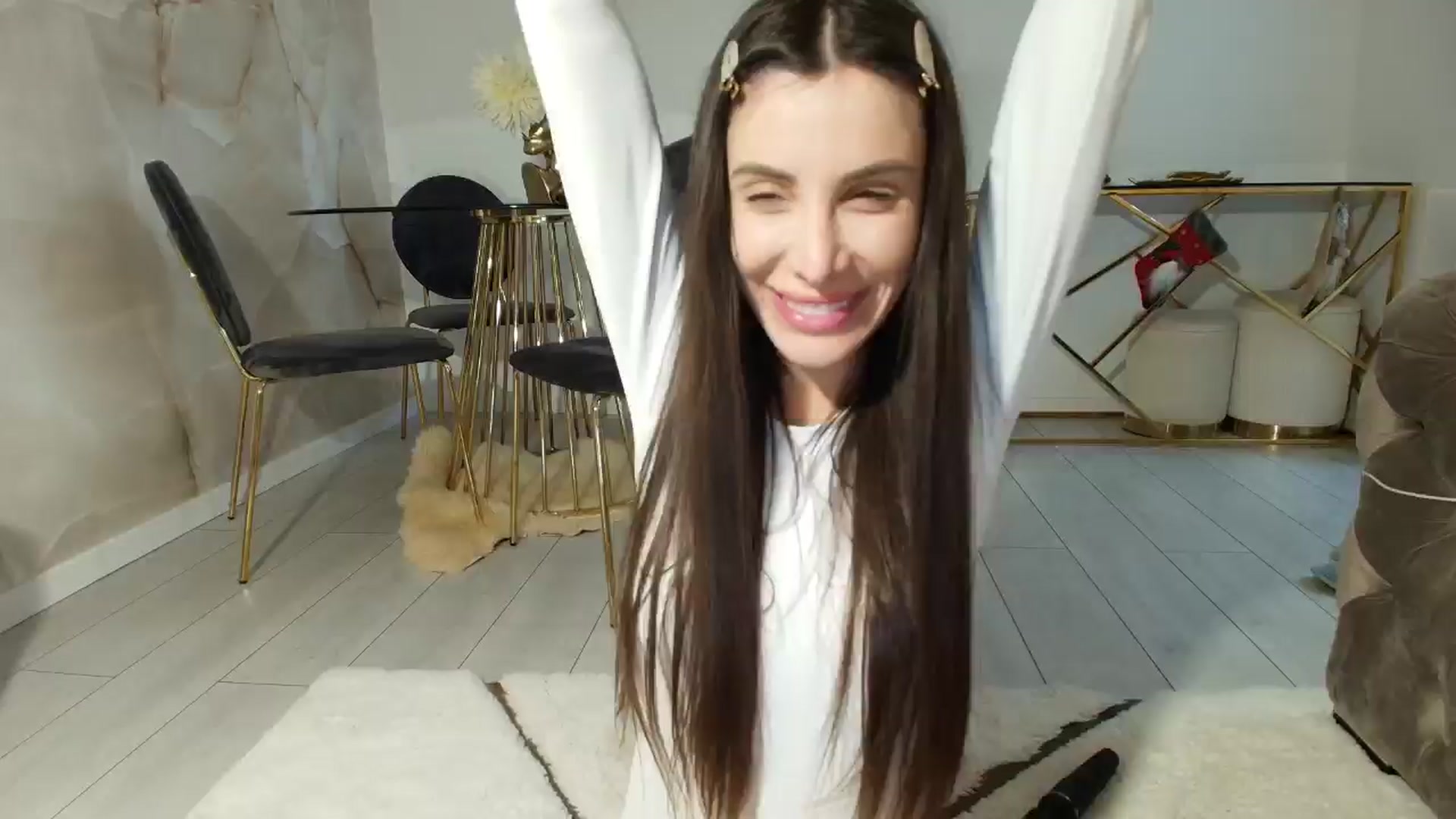 Gallery image thumbnail from Anne_Marieee's myfreecams stream on, 12/25/2025, 23:13 image 18 of 20