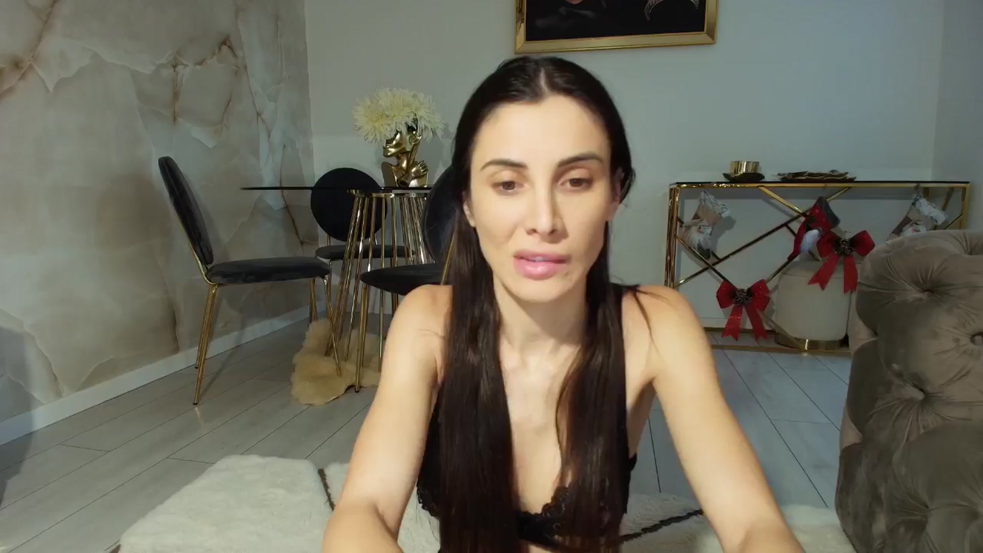 Gallery image thumbnail from Anne_Marieee's myfreecams stream on, 12/26/2025, 23:06 image 4 of 20