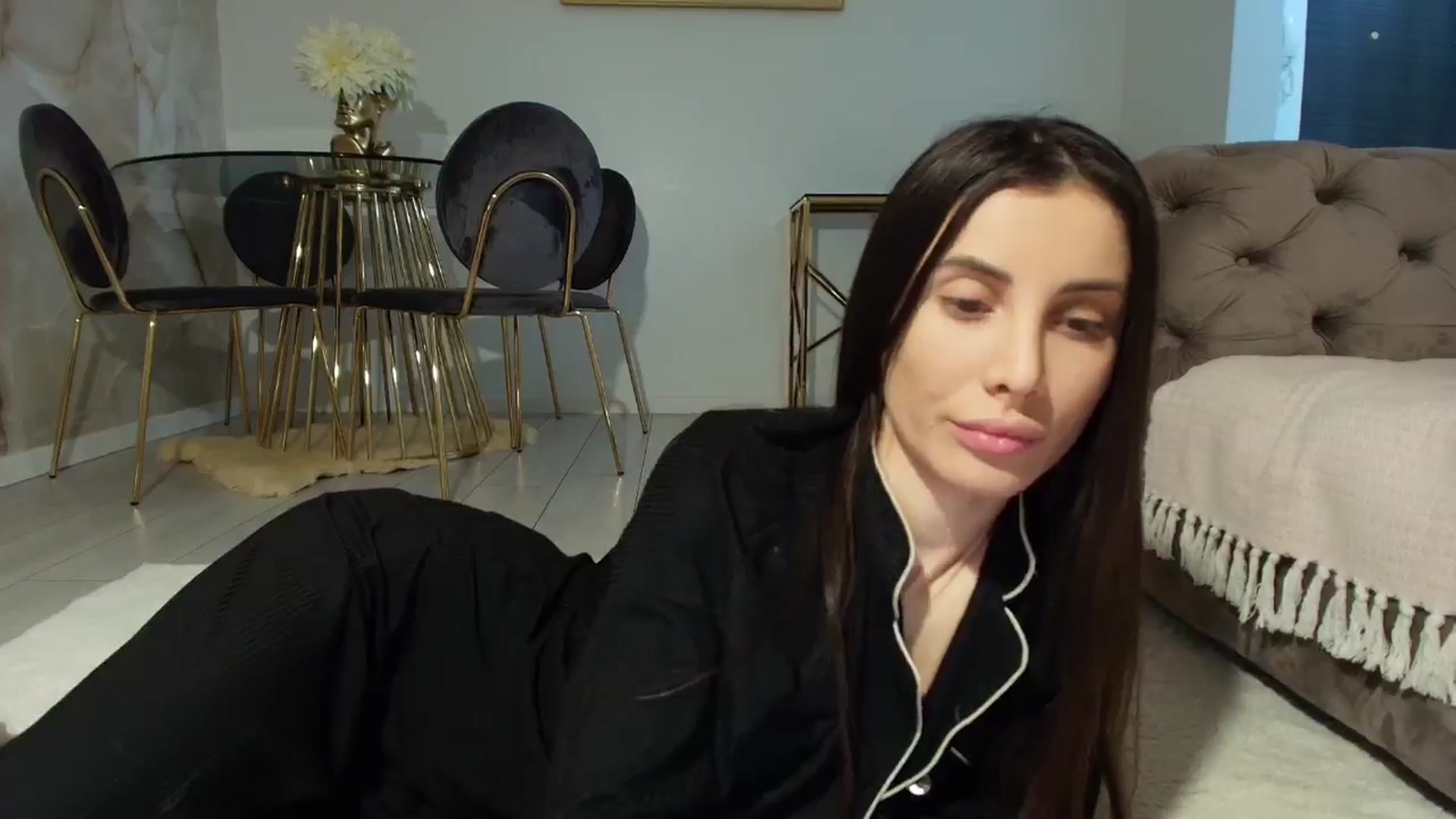 Gallery image thumbnail from Anne_Marieee's myfreecams stream on, 12/30/2025, 21:52 image 7 of 20