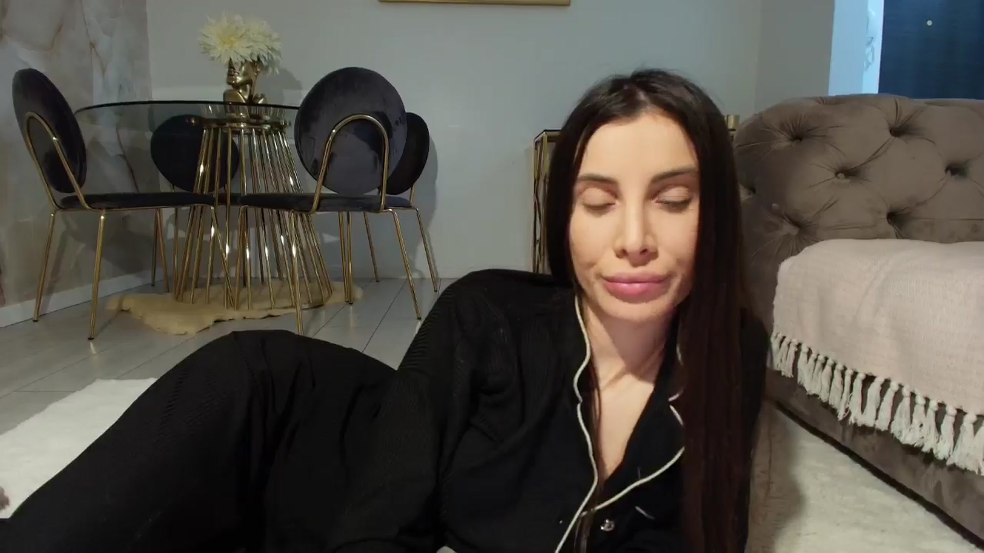 Gallery image thumbnail from Anne_Marieee's myfreecams stream on, 12/30/2025, 21:52 image 9 of 20