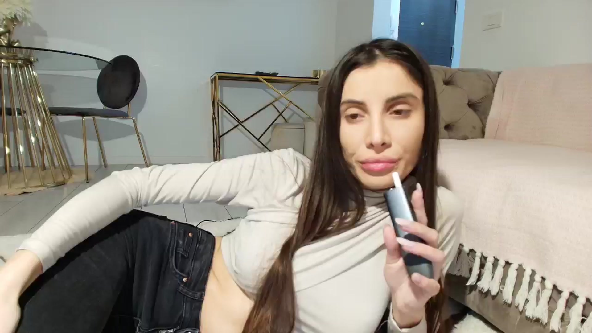 Gallery image thumbnail from Anne_Marieee's myfreecams stream on, 12/30/2025, 23:14 image 3 of 20