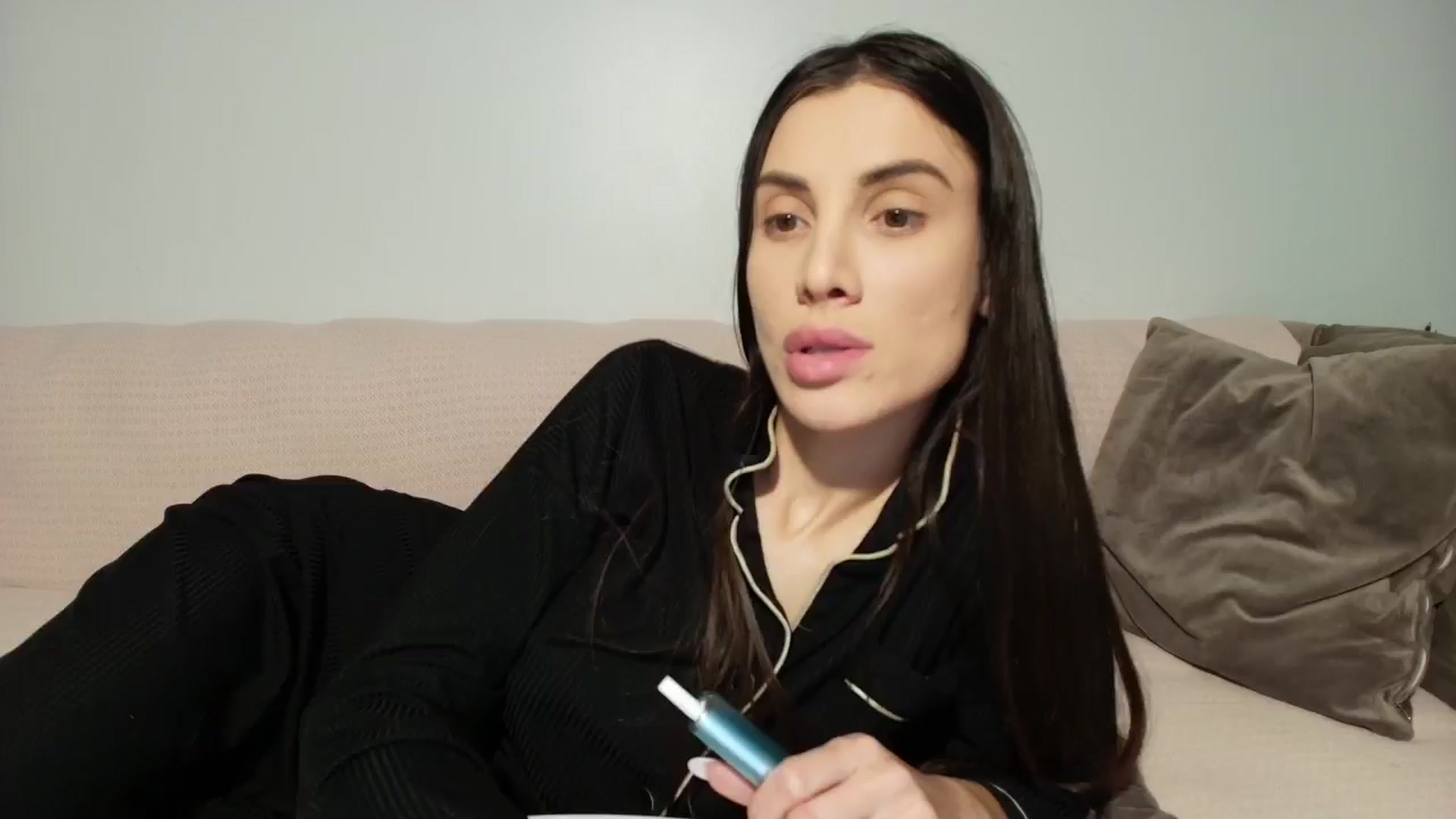 Gallery image thumbnail from Anne_Marieee's myfreecams stream on, 12/31/2025, 14:24 image 2 of 20