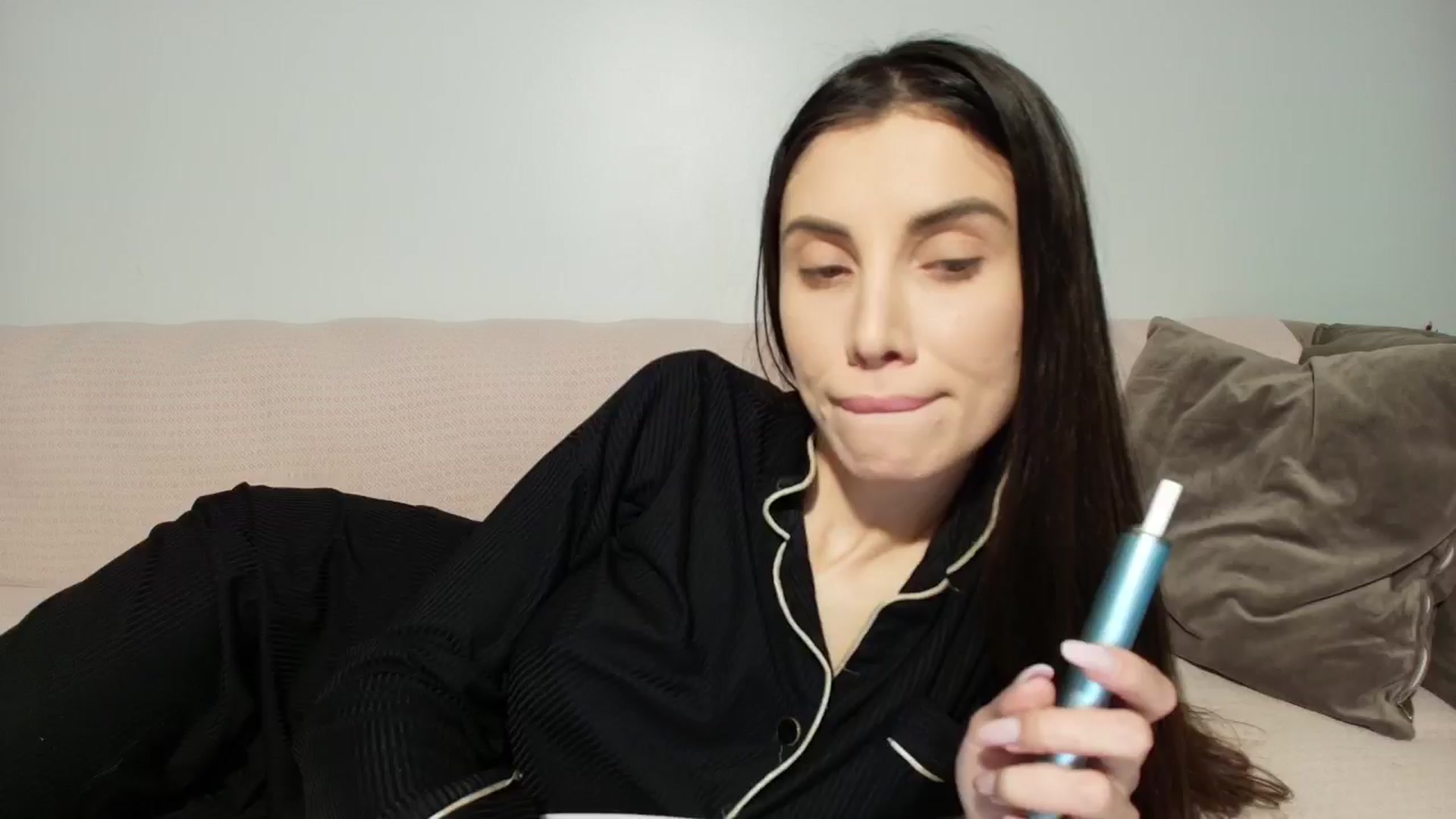 Gallery image thumbnail from Anne_Marieee's myfreecams stream on, 12/31/2025, 14:24 image 9 of 20