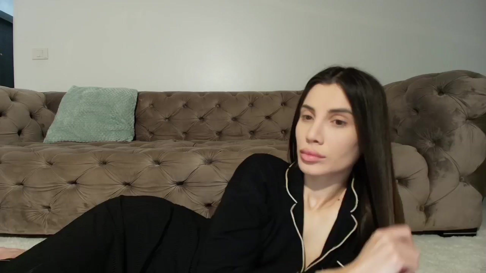 Gallery image thumbnail from Anne_Marieee's myfreecams stream on, 01/16/2026, 04:18 image 10 of 20