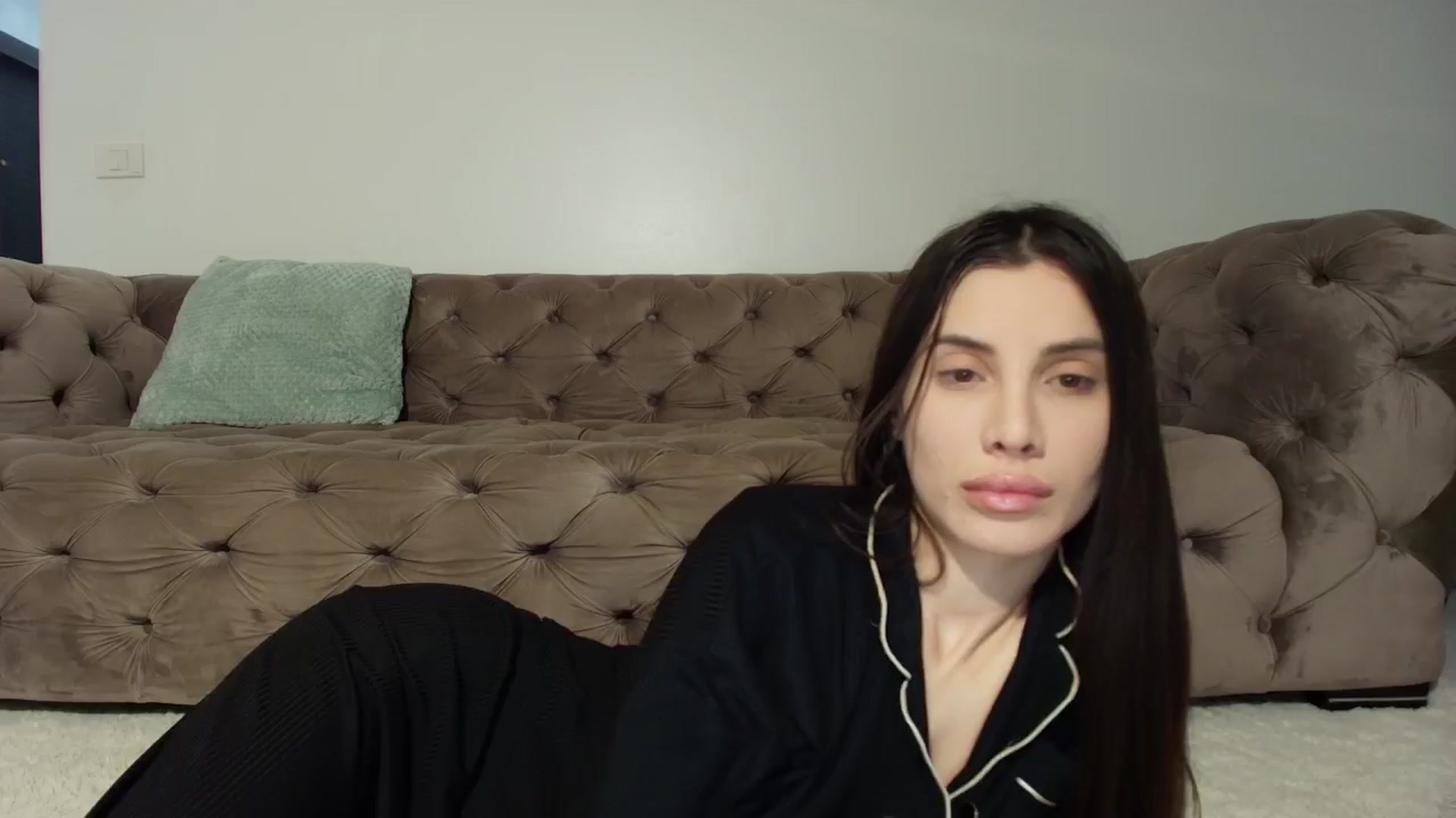 Gallery image thumbnail from Anne_Marieee's myfreecams stream on, 01/16/2026, 04:18 image 15 of 20