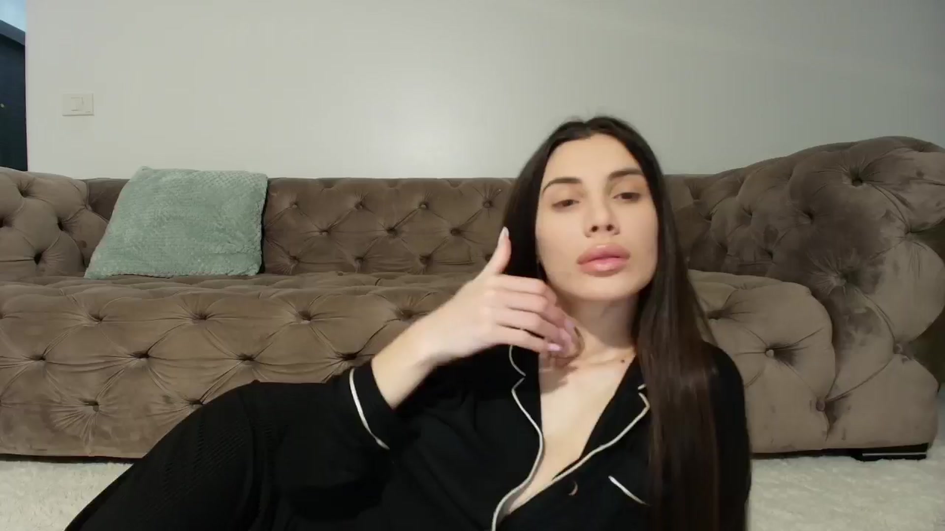 Gallery image thumbnail from Anne_Marieee's myfreecams stream on, 01/16/2026, 04:18 image 19 of 20