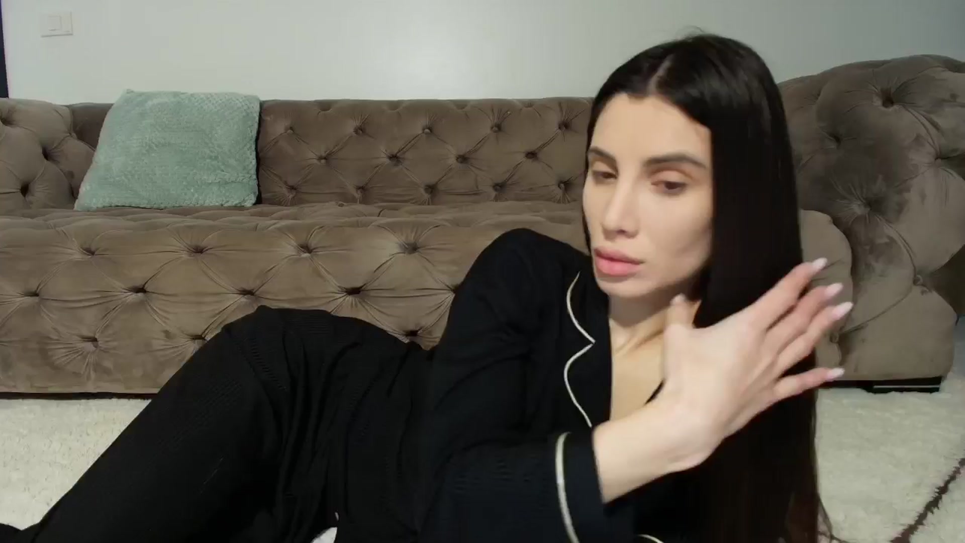 Gallery image thumbnail from Anne_Marieee's myfreecams stream on, 01/16/2026, 05:37 image 16 of 20