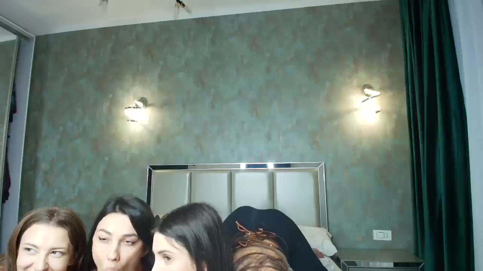Gallery image thumbnail from Anne_Marieee's myfreecams stream on, 01/30/2026, 12:29 image 10 of 20