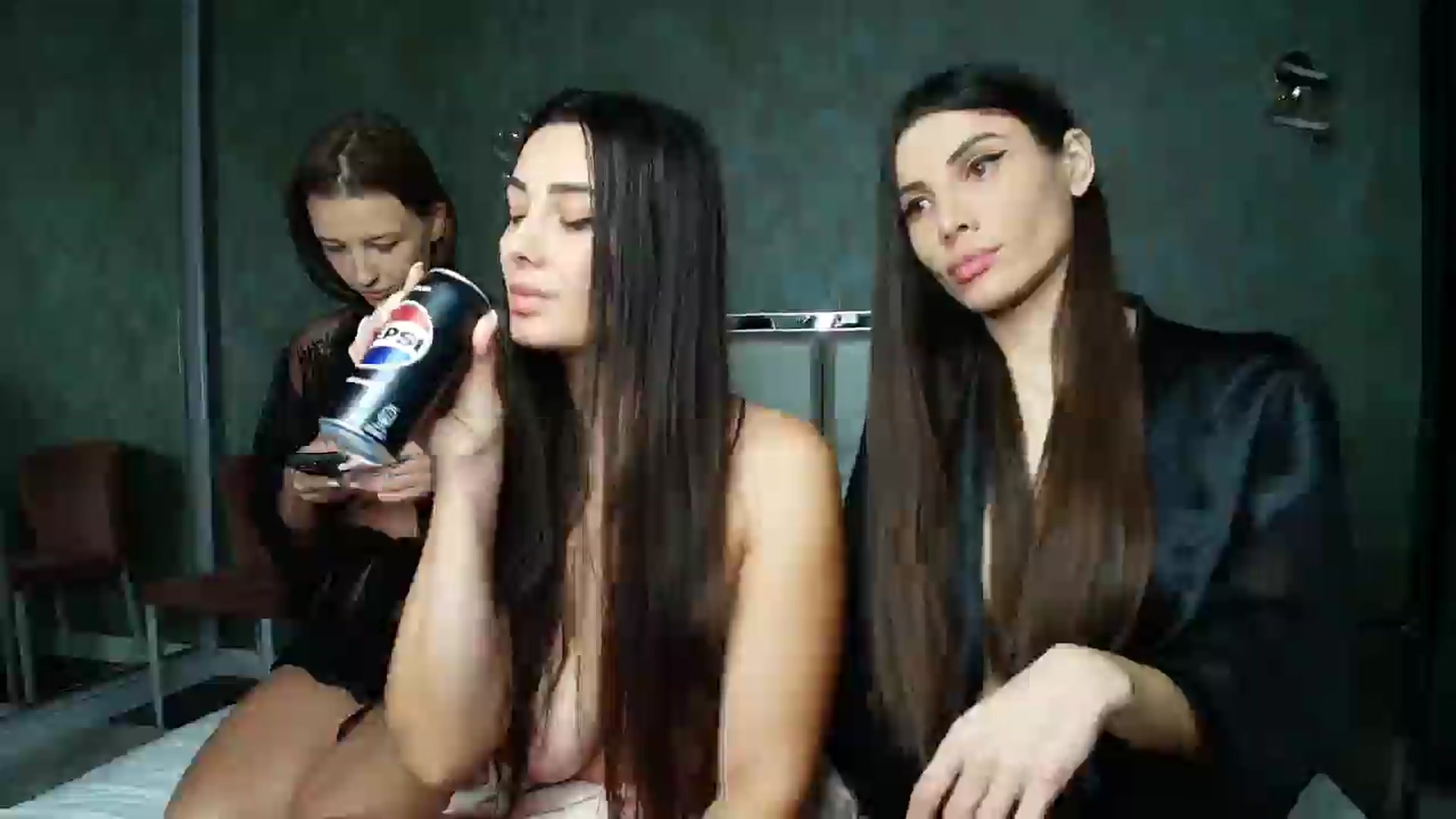 Gallery image thumbnail from Anne_Marieee's myfreecams stream on, 02/02/2026, 11:57 image 13 of 20