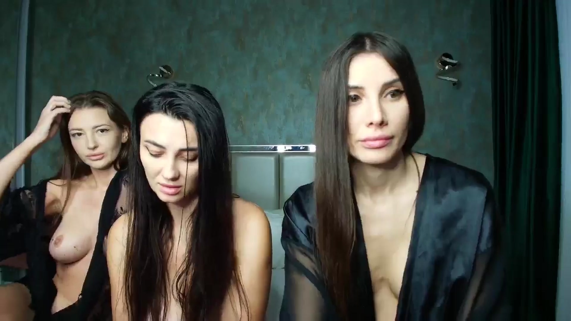 Gallery image thumbnail from Anne_Marieee's myfreecams stream on, 02/02/2026, 13:50 image 6 of 20
