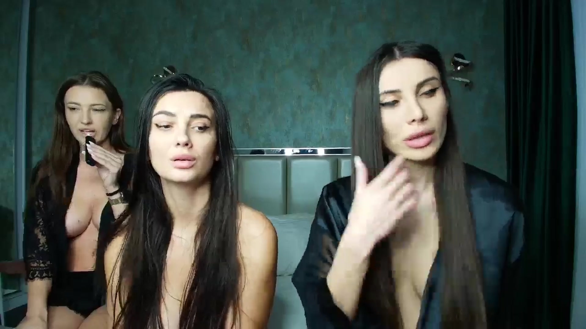 Gallery image thumbnail from Anne_Marieee's myfreecams stream on, 02/02/2026, 13:50 image 12 of 20