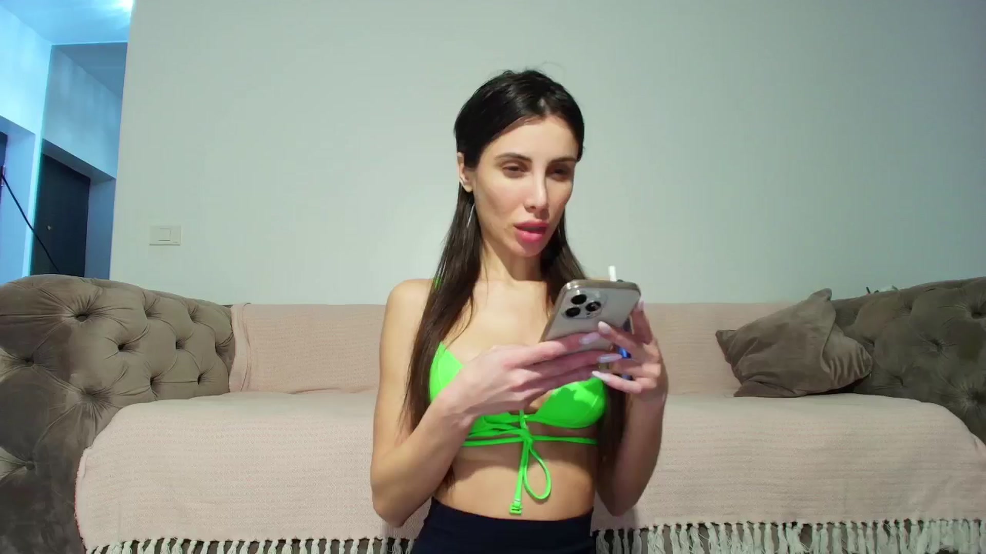 Gallery image thumbnail from Anne_Marieee's myfreecams stream on, 02/25/2026, 21:48 image 6 of 20
