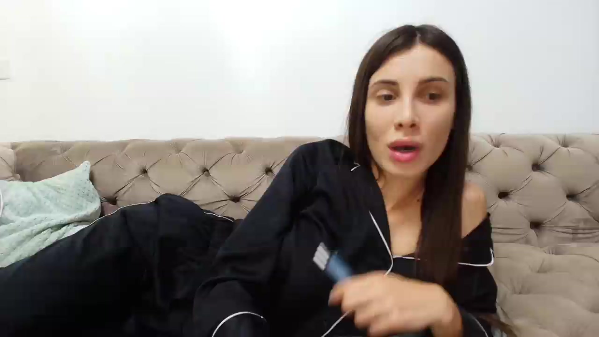 Gallery image thumbnail from Anne_Marieee's myfreecams stream on, 05/15/2026, 21:41 image 5 of 20
