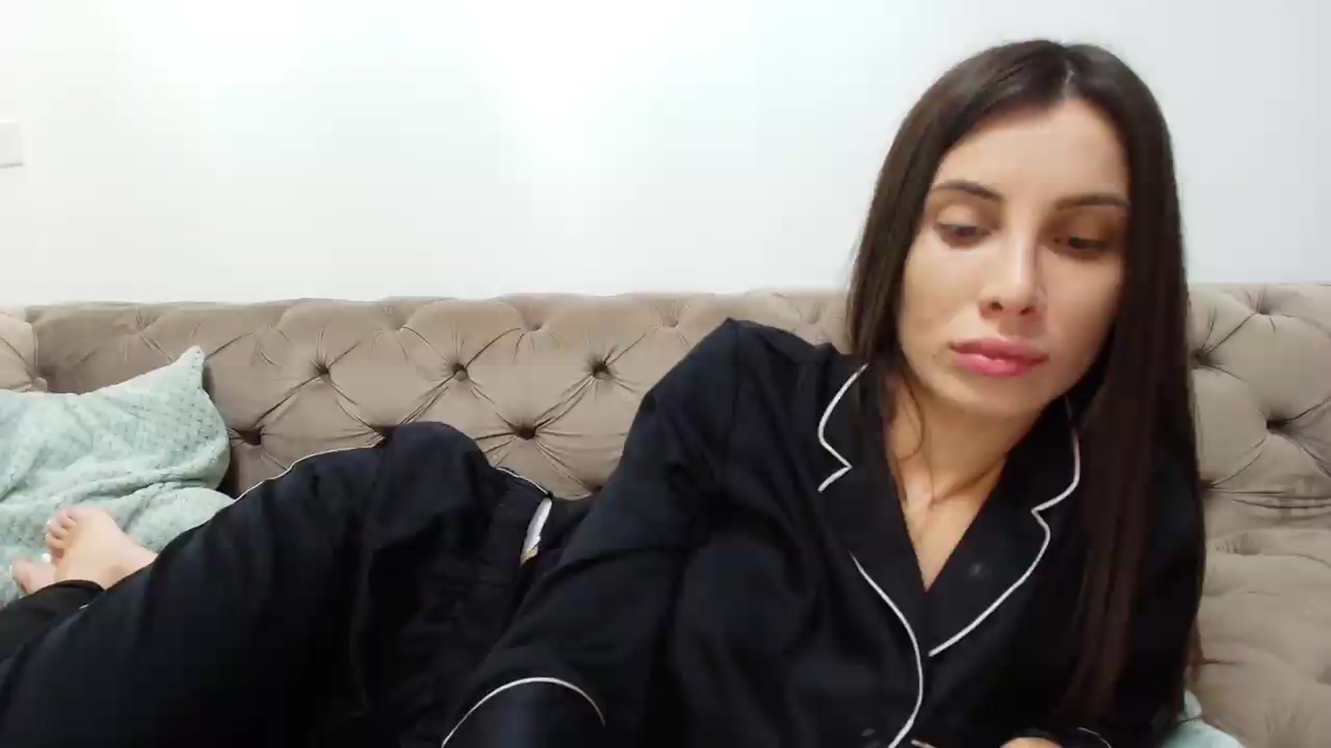 Gallery image thumbnail from Anne_Marieee's myfreecams stream on, 05/15/2026, 21:41 image 13 of 20