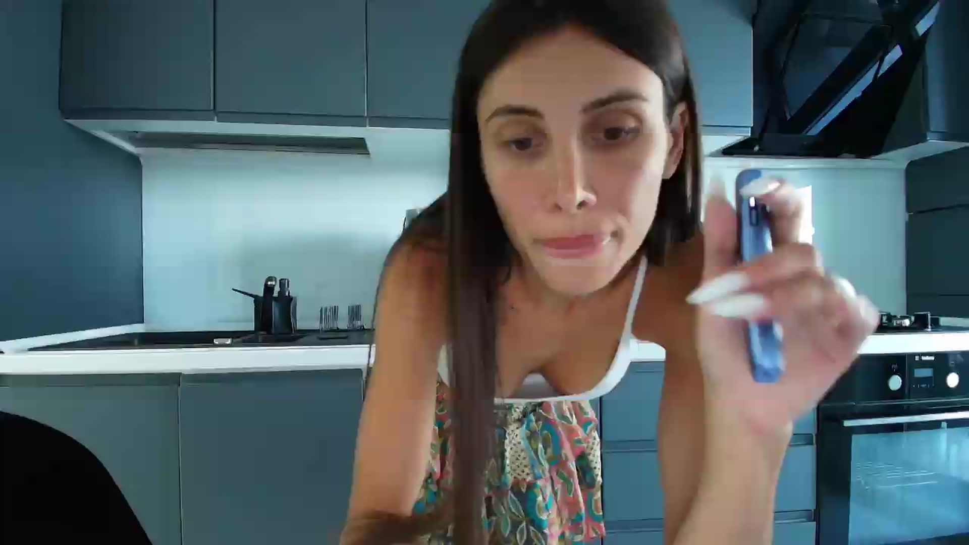 Gallery image thumbnail from Anne_Marieee's myfreecams stream on, 06/10/2026, 12:05 image 2 of 20
