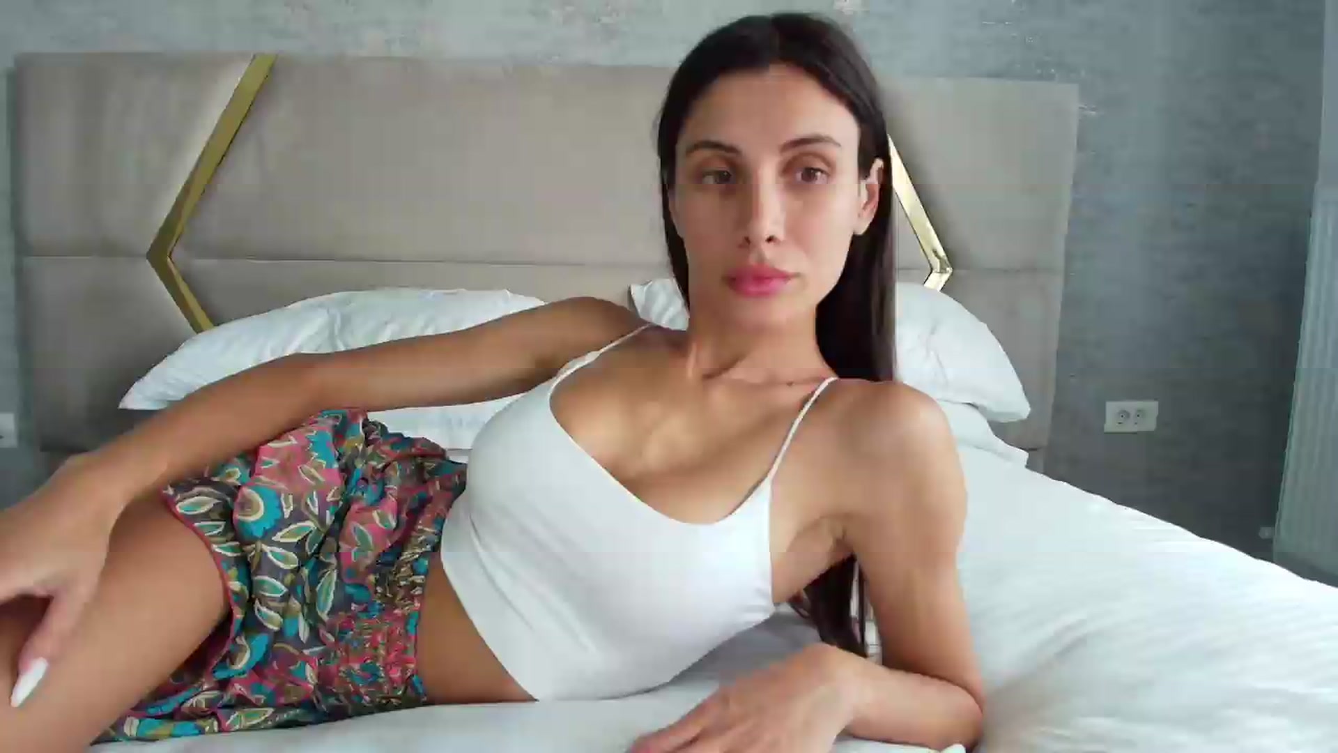 Gallery image thumbnail from Anne_Marieee's myfreecams stream on, 06/23/2026, 07:58 image 5 of 20