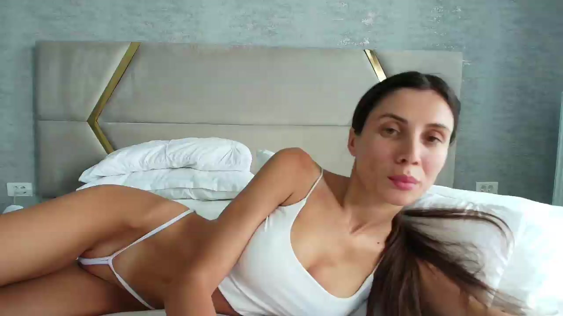 Gallery image thumbnail from Anne_Marieee's myfreecams stream on, 06/23/2026, 11:40 image 3 of 20