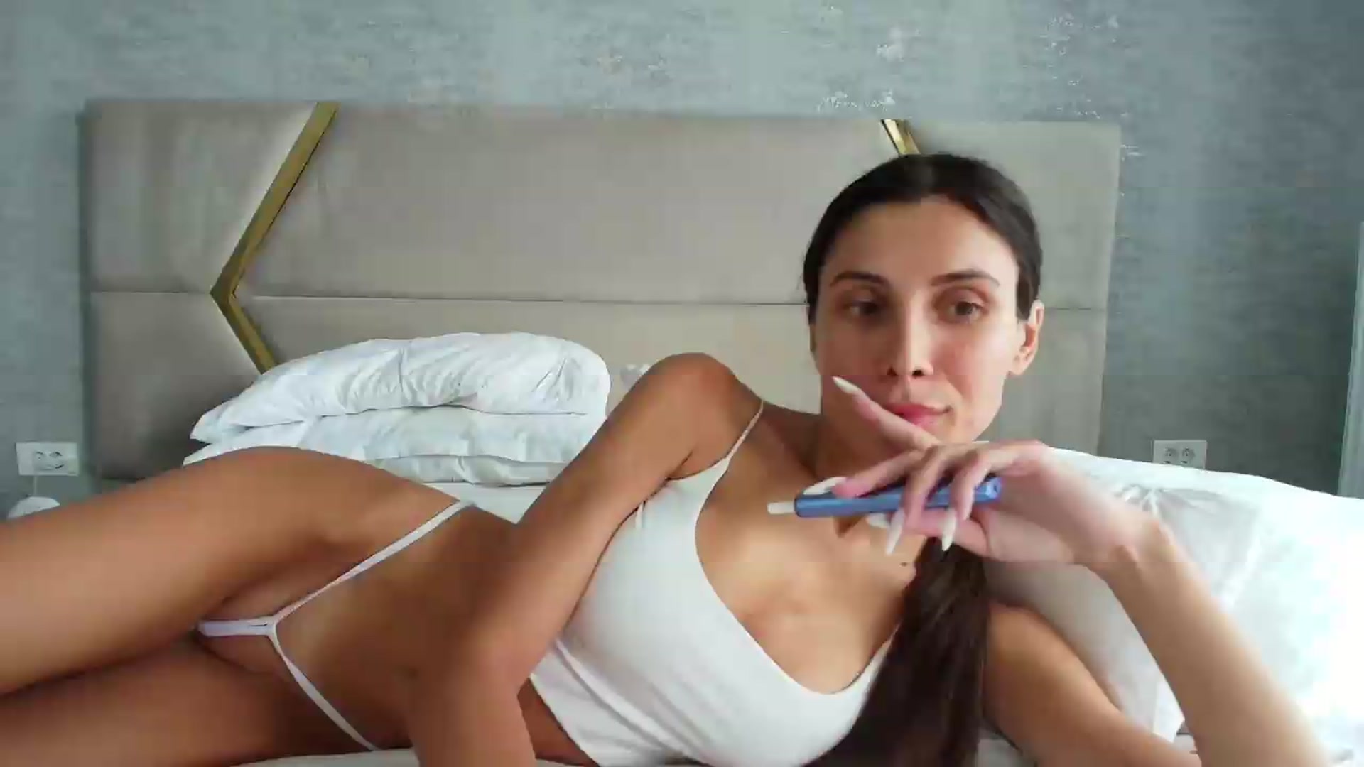 Gallery image thumbnail from Anne_Marieee's myfreecams stream on, 06/23/2026, 11:40 image 2 of 20
