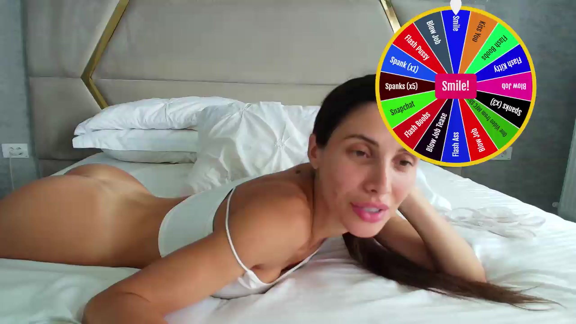 Gallery image thumbnail from Anne_Marieee's myfreecams stream on, 06/23/2026, 12:29 image 5 of 20