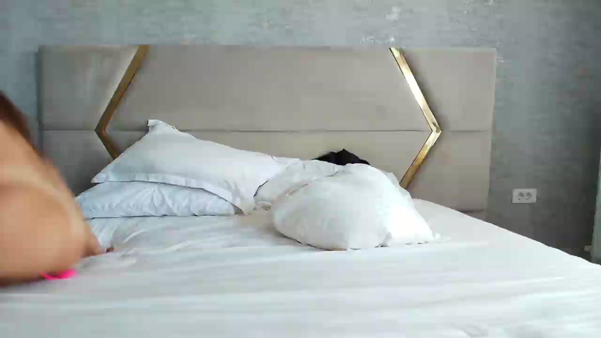 Gallery image thumbnail from Anne_Marieee's myfreecams stream on, 07/16/2026, 11:57 image 6 of 20