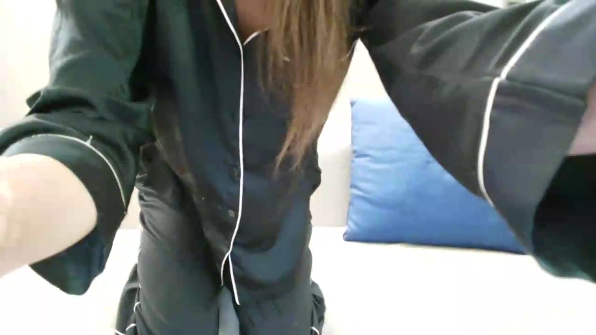 Gallery image thumbnail from Anne_Marieee's myfreecams stream on, 08/18/2026, 11:43 image 7 of 20