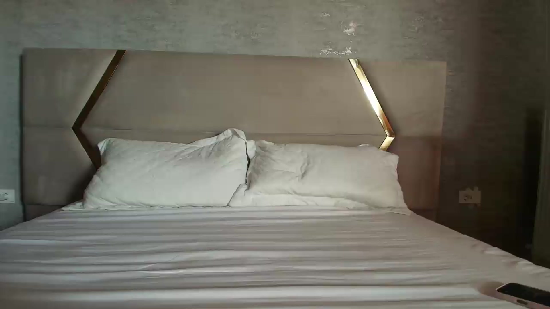 Gallery image thumbnail from Anne_Marieee's myfreecams stream on, 09/08/2026, 10:59 image 1 of 20