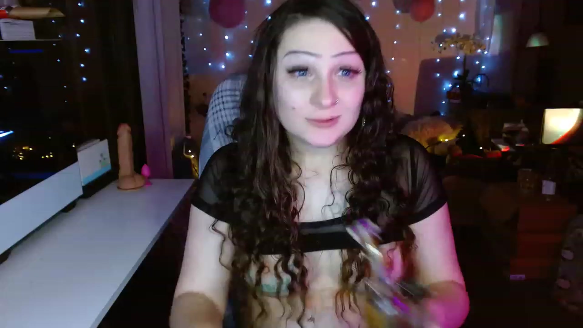 Gallery image thumbnail from Anne_mfc's myfreecams stream on, 07/28/2023, 08:39 image 14 of 20