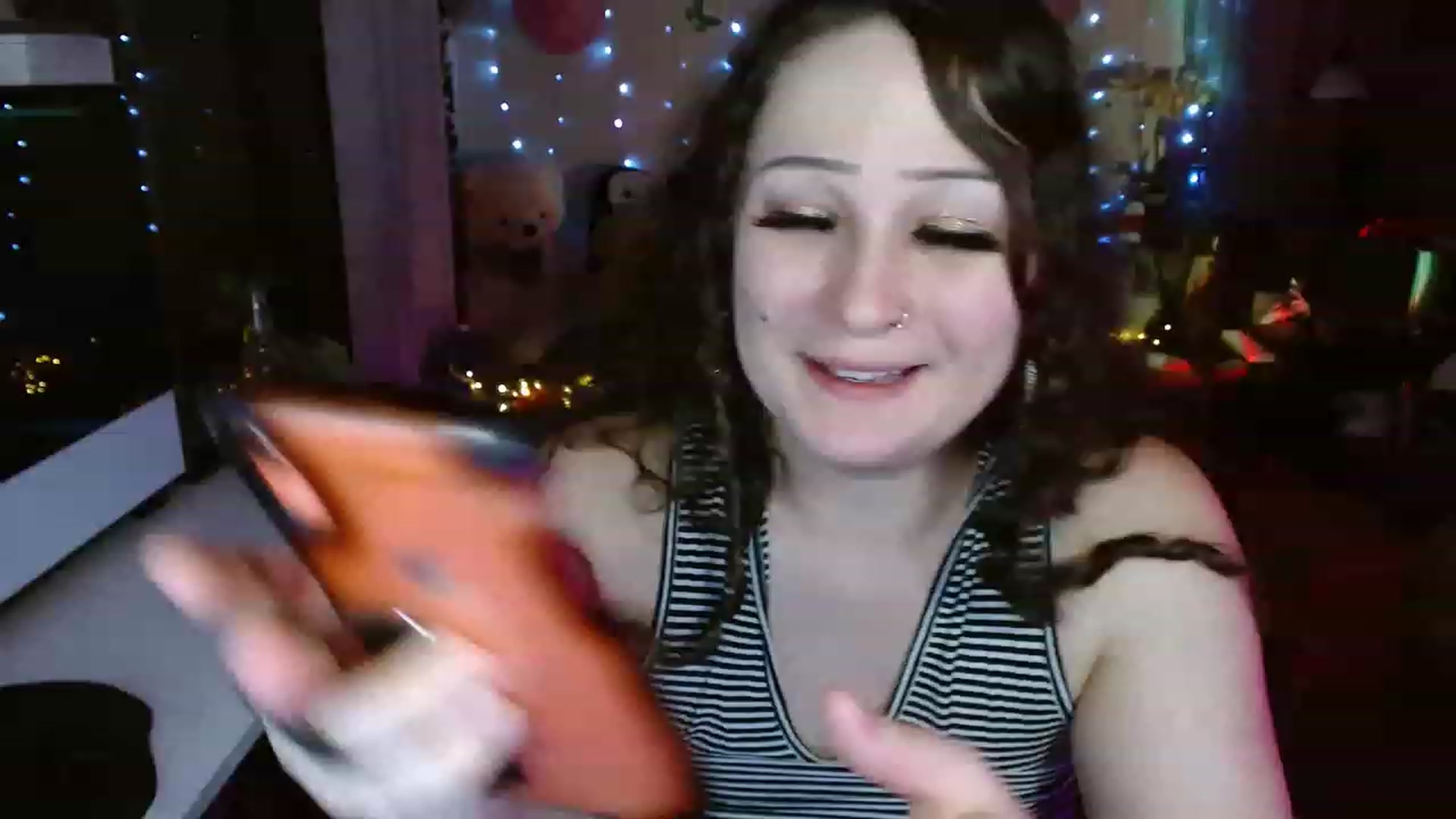 Gallery image thumbnail from Anne_mfc's myfreecams stream on, 08/13/2023, 09:01 image 3 of 20