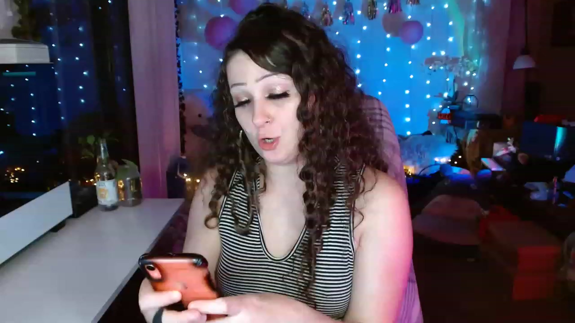 Gallery image thumbnail from Anne_mfc's myfreecams stream on, 08/13/2023, 09:01 image 10 of 20