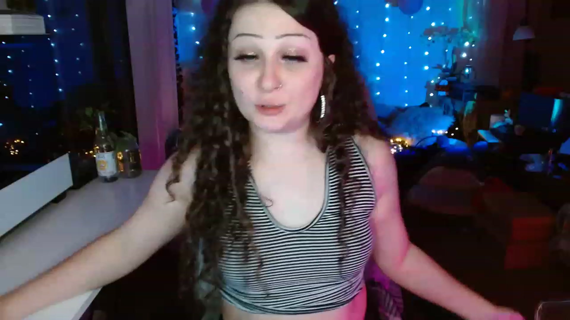 Gallery image thumbnail from Anne_mfc's myfreecams stream on, 08/13/2023, 09:01 image 8 of 20