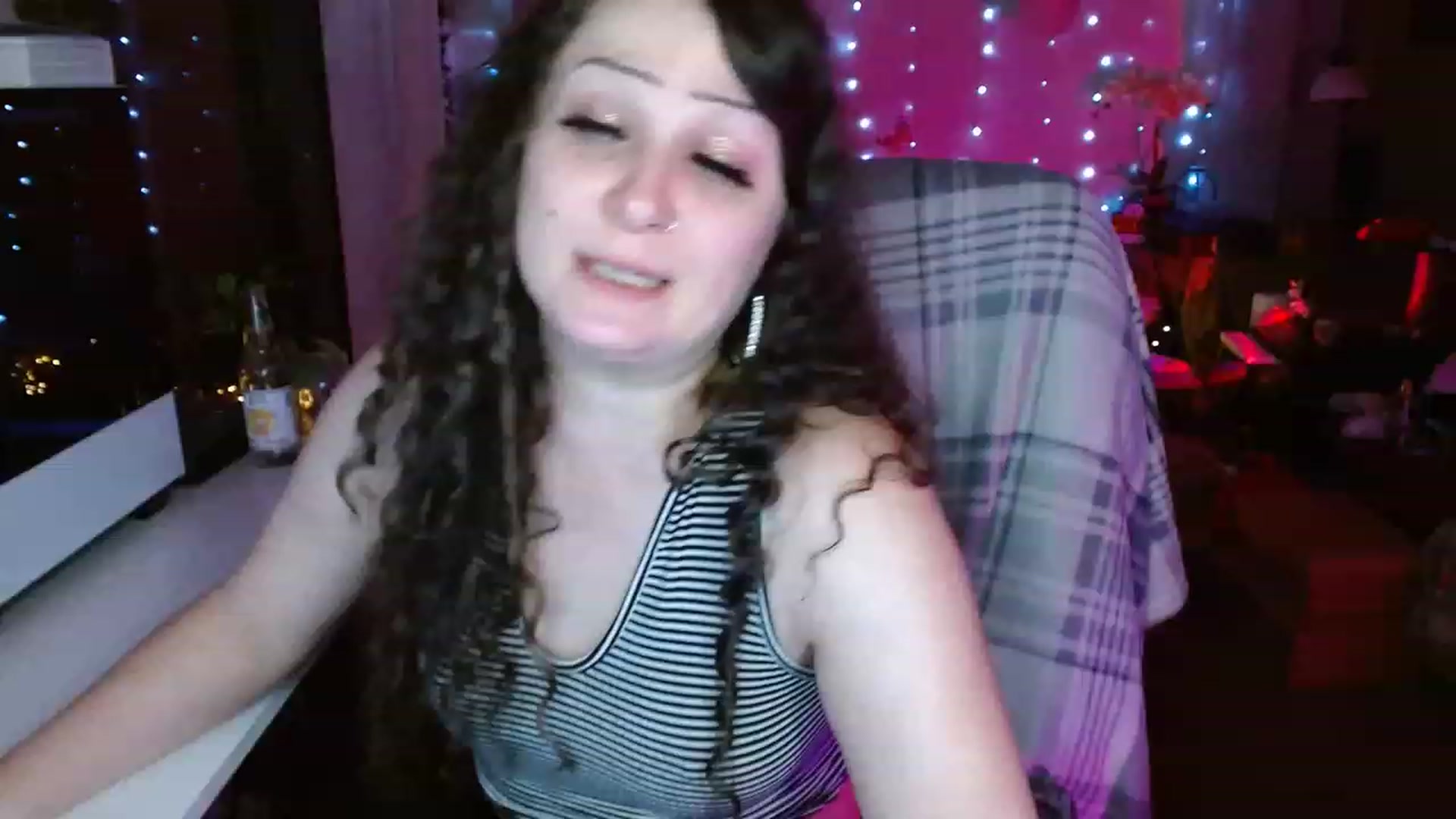 Gallery image thumbnail from Anne_mfc's myfreecams stream on, 08/13/2023, 09:01 image 9 of 20