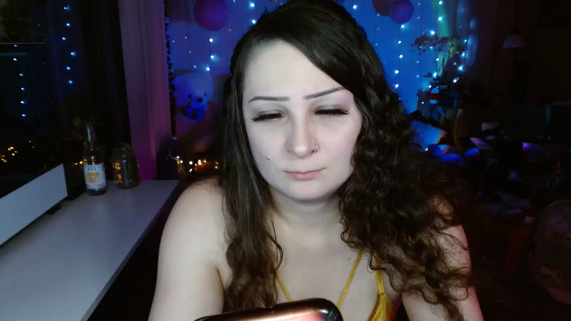 Gallery image thumbnail from Anne_mfc's myfreecams stream on, 08/29/2023, 05:30 image 18 of 20