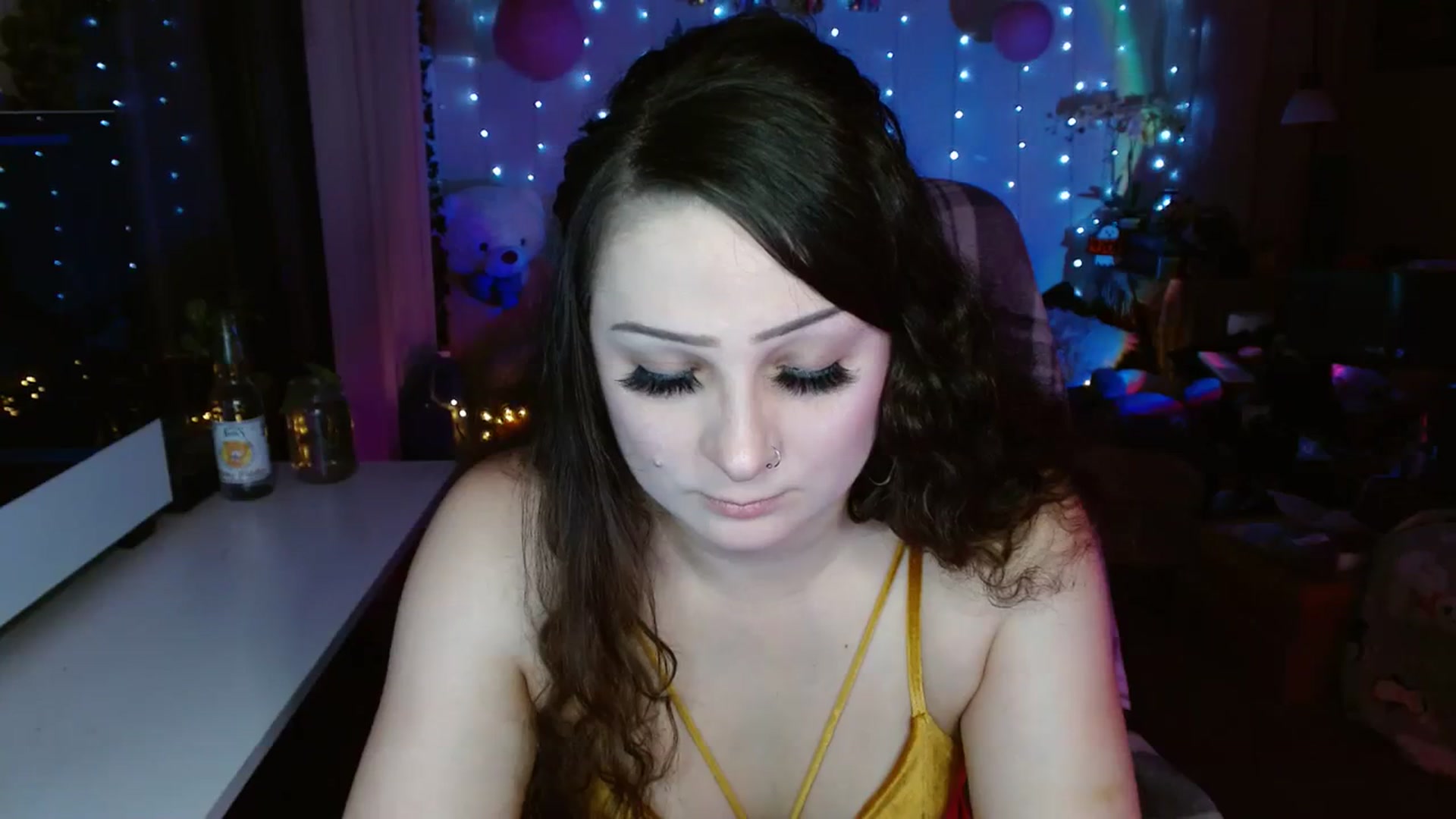 Gallery image thumbnail from Anne_mfc's myfreecams stream on, 08/29/2023, 05:30 image 19 of 20