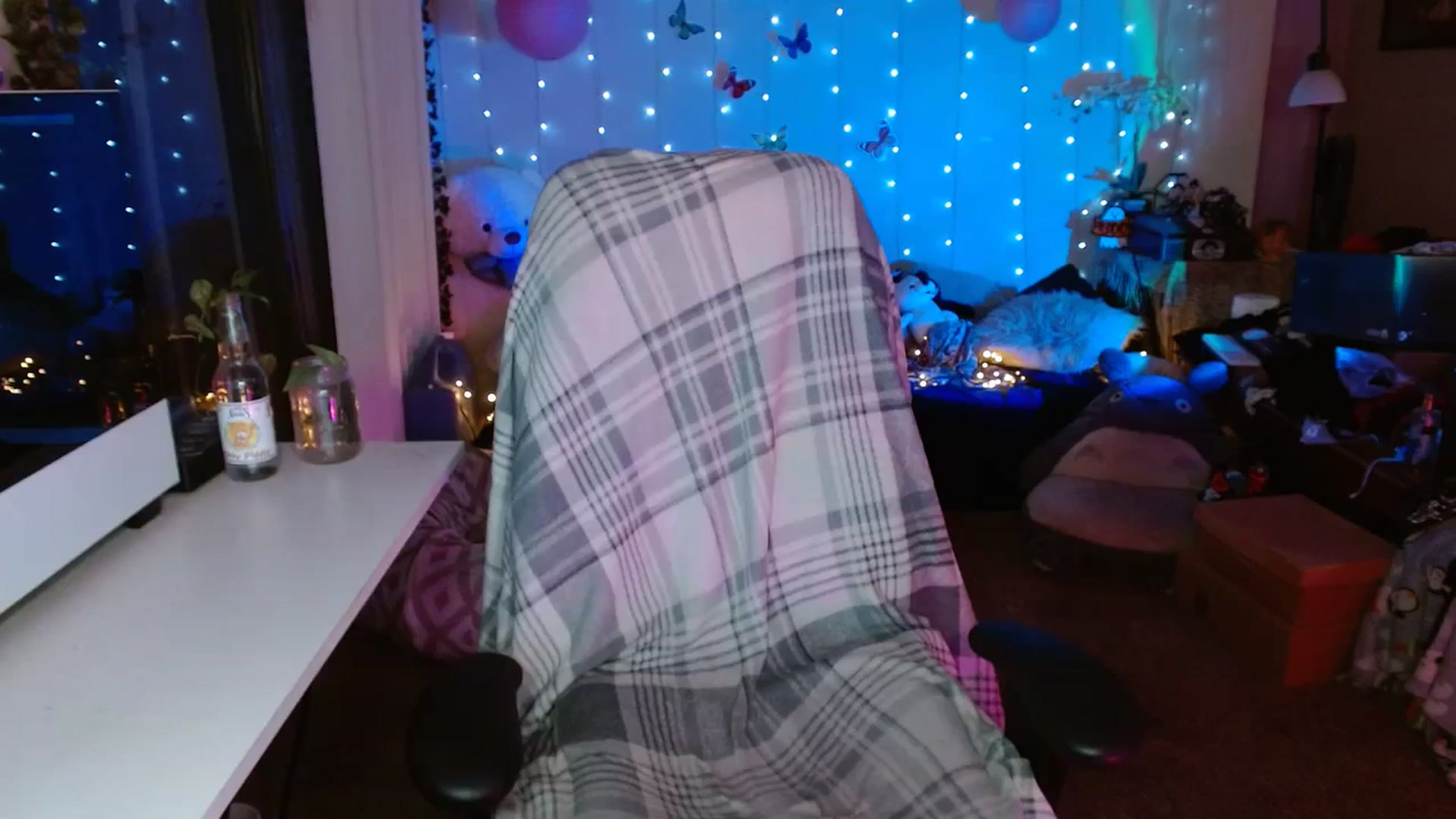Gallery image thumbnail from Anne_mfc's myfreecams stream on, 08/30/2023, 06:58 image 16 of 20