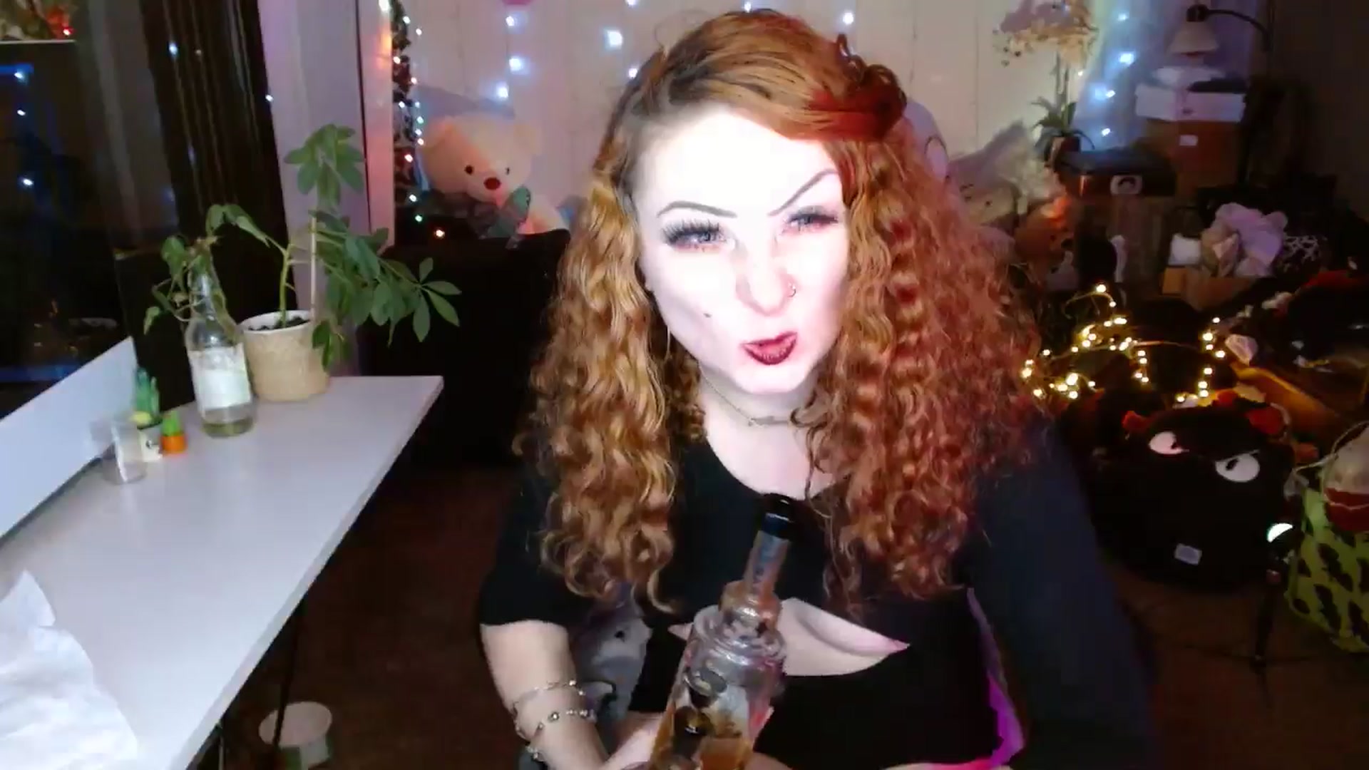 Gallery image thumbnail from Anne_mfc's myfreecams stream on, 05/03/2025, 10:09 image 17 of 20