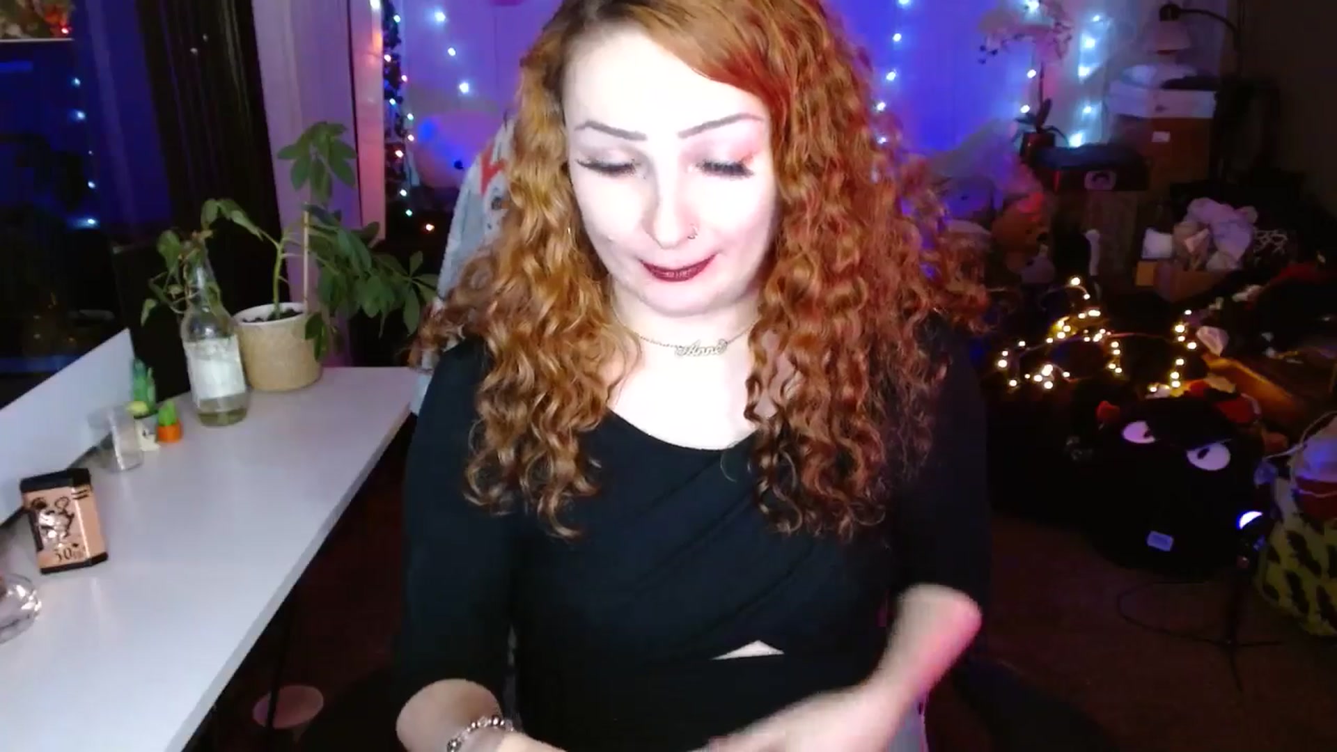Gallery image thumbnail from Anne_mfc's myfreecams stream on, 05/03/2025, 10:09 image 12 of 20