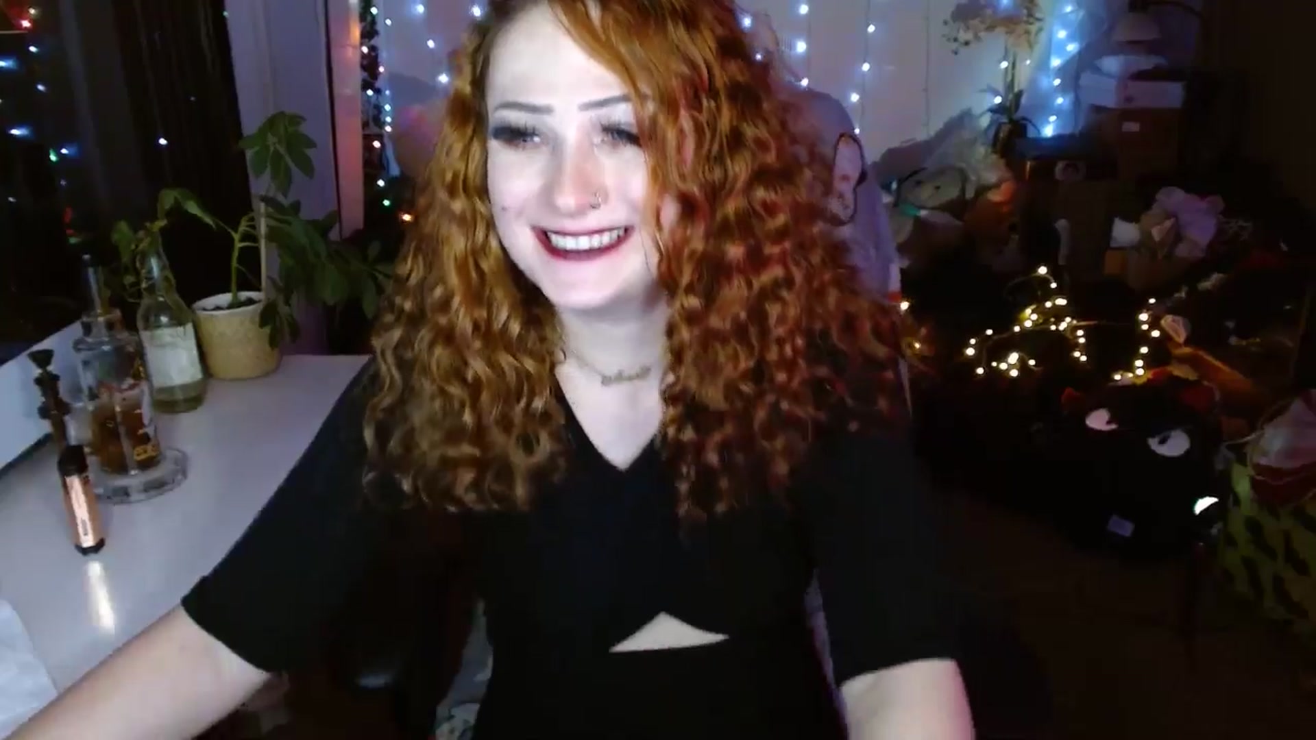Gallery image thumbnail from Anne_mfc's myfreecams stream on, 05/03/2025, 10:09 image 19 of 20