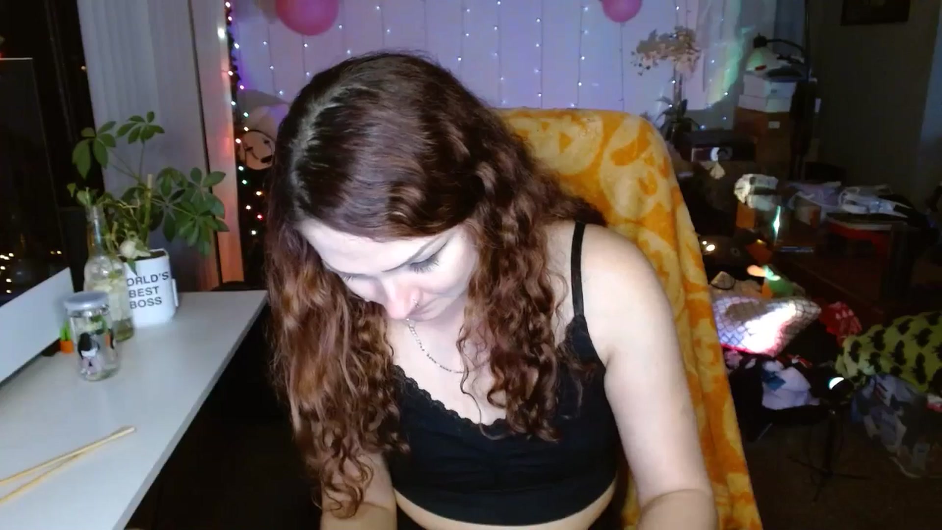 Gallery image thumbnail from Anne_mfc's myfreecams stream on, 08/20/2025, 06:08 image 8 of 20