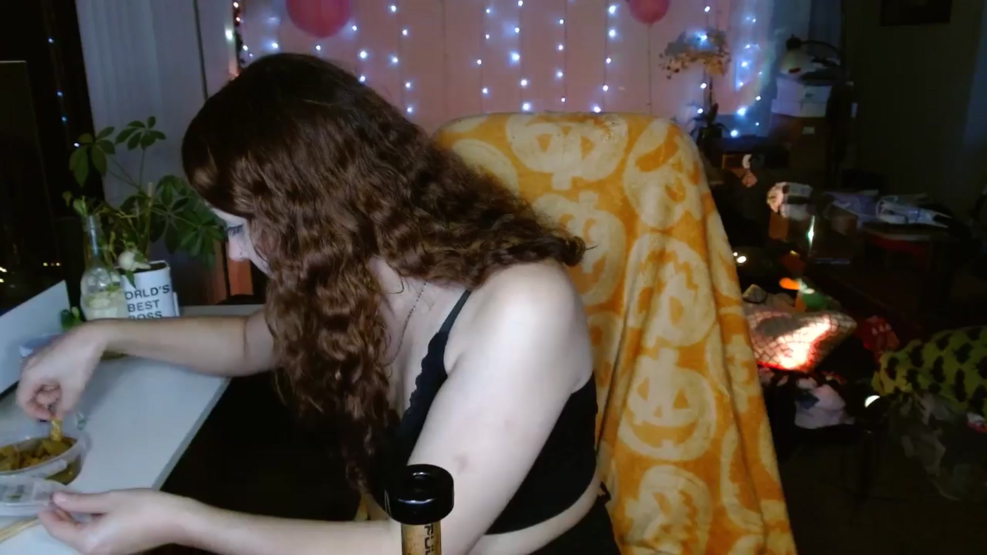 Gallery image thumbnail from Anne_mfc's myfreecams stream on, 08/20/2025, 06:08 image 18 of 20