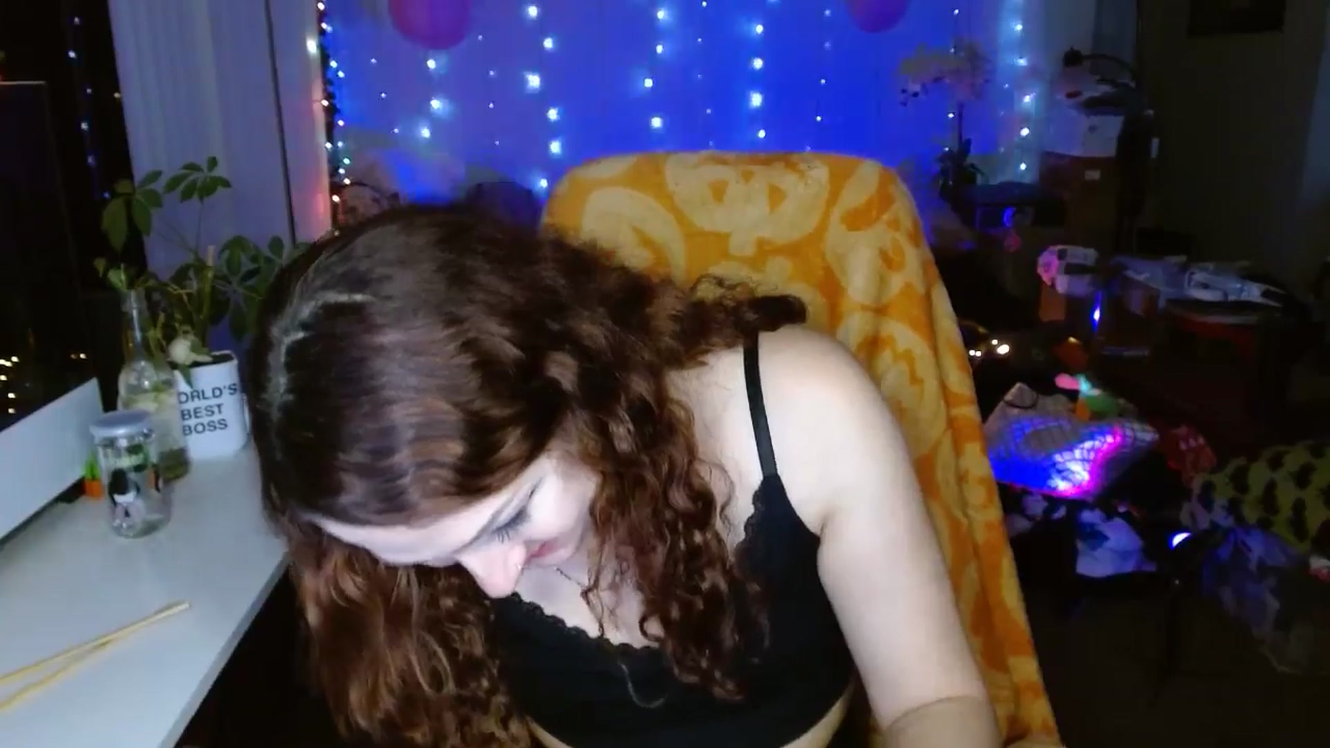 Gallery image thumbnail from Anne_mfc's myfreecams stream on, 08/20/2025, 06:08 image 9 of 20
