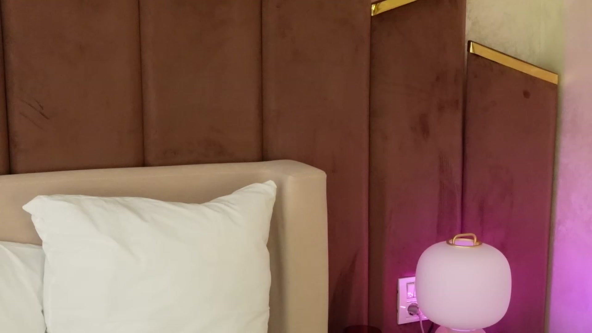 Gallery image thumbnail from AnnebelleRose's myfreecams stream on, 05/05/2023, 07:19 image 20 of 20