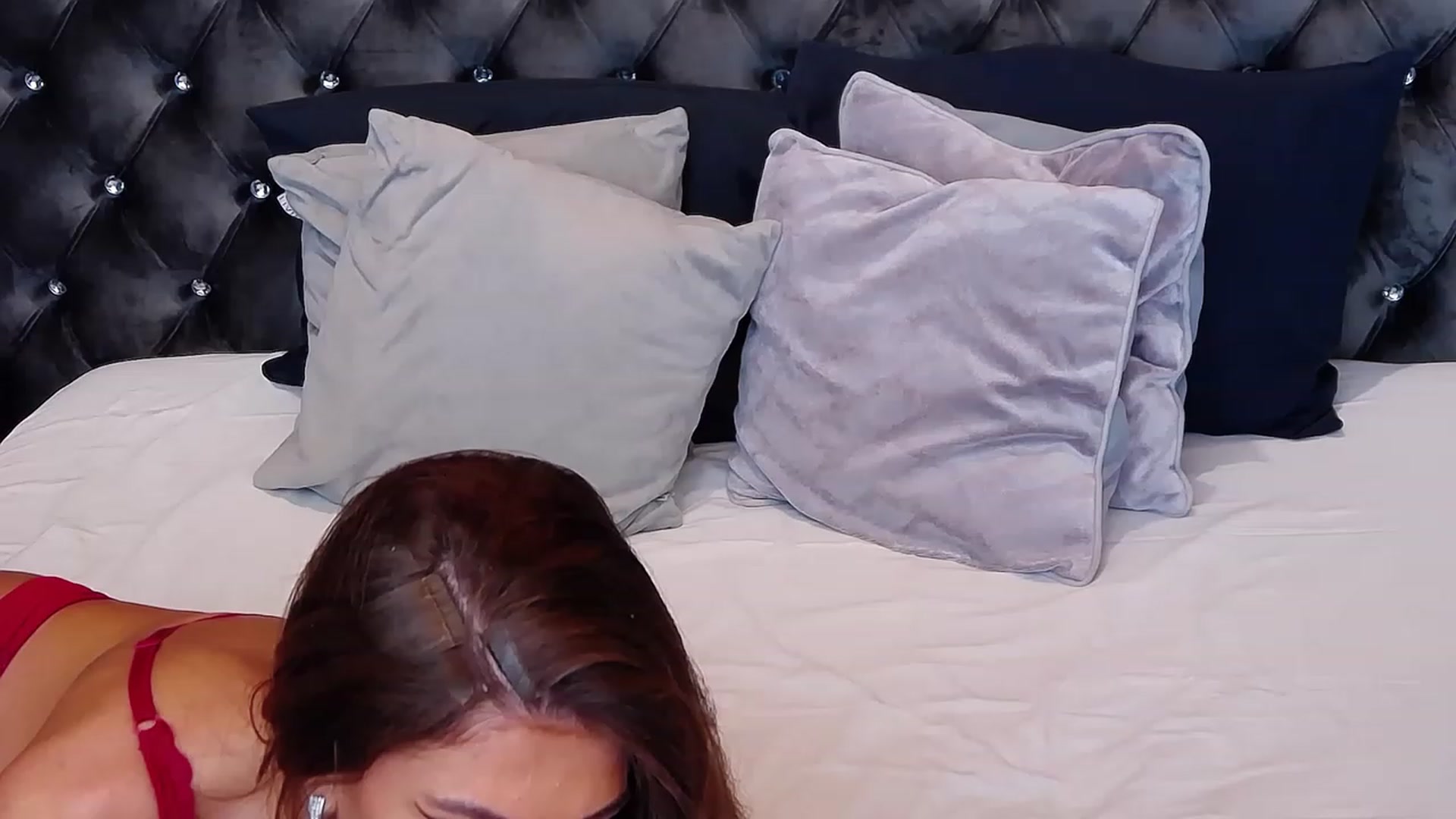 Gallery image thumbnail from AnnebelleRose's myfreecams stream on, 08/22/2023, 08:17 image 8 of 20