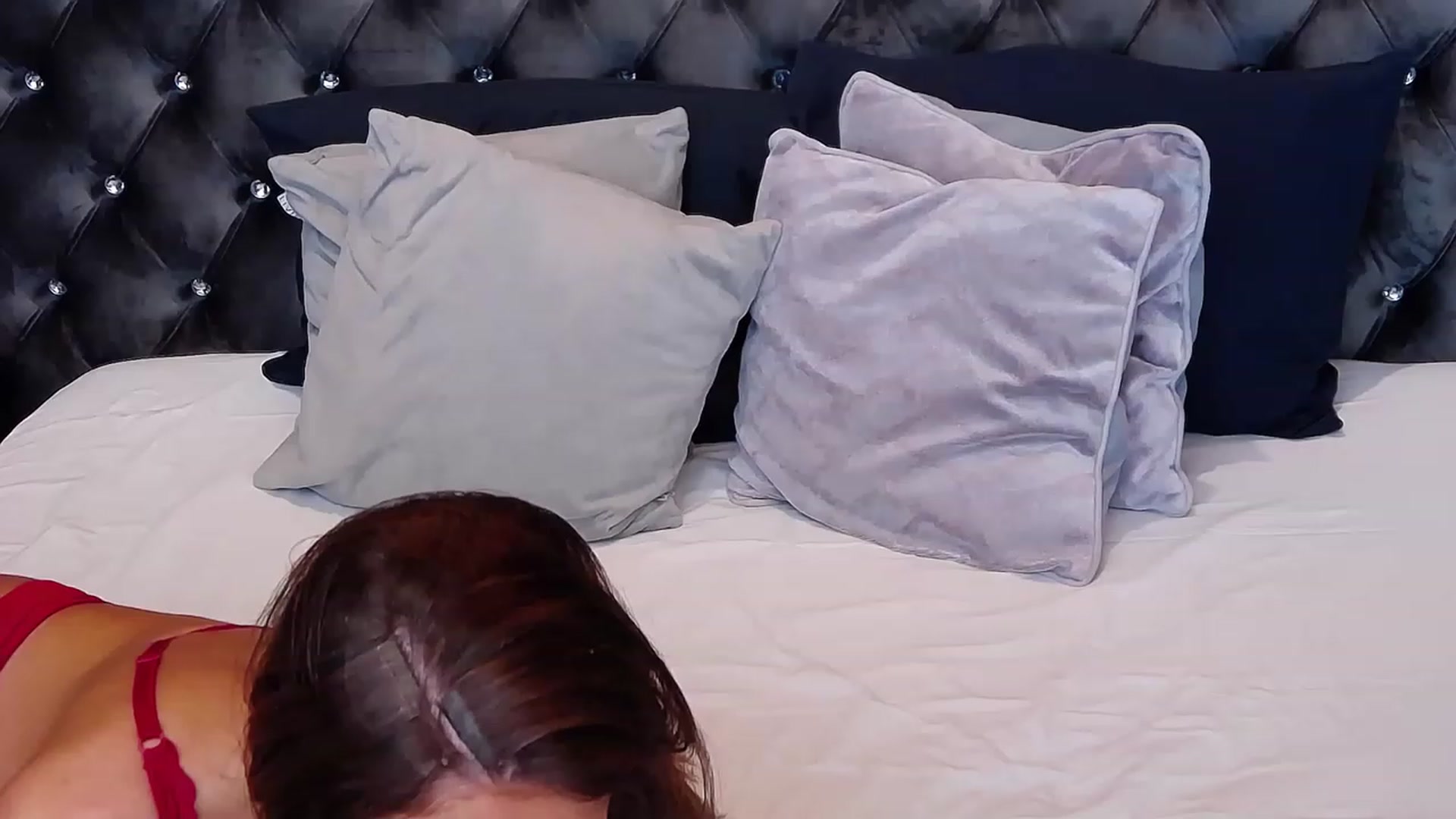 Gallery image thumbnail from AnnebelleRose's myfreecams stream on, 08/22/2023, 08:17 image 9 of 20