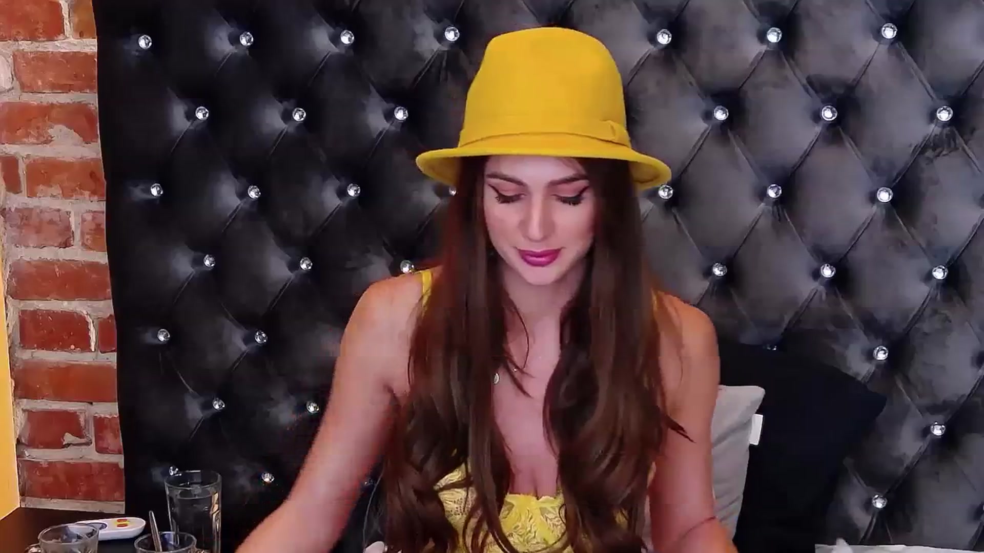 Gallery image thumbnail from AnnebelleRose's myfreecams stream on, 11/29/2023, 09:31 image 2 of 20