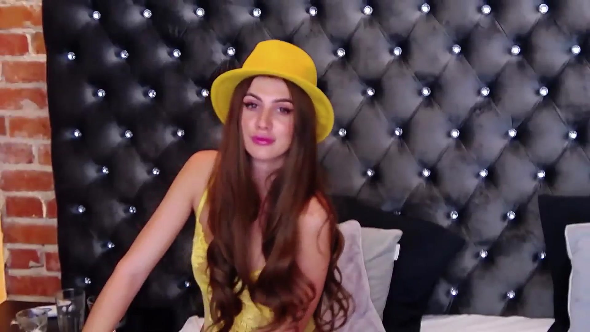 Gallery image thumbnail from AnnebelleRose's myfreecams stream on, 11/29/2023, 09:59 image 13 of 20