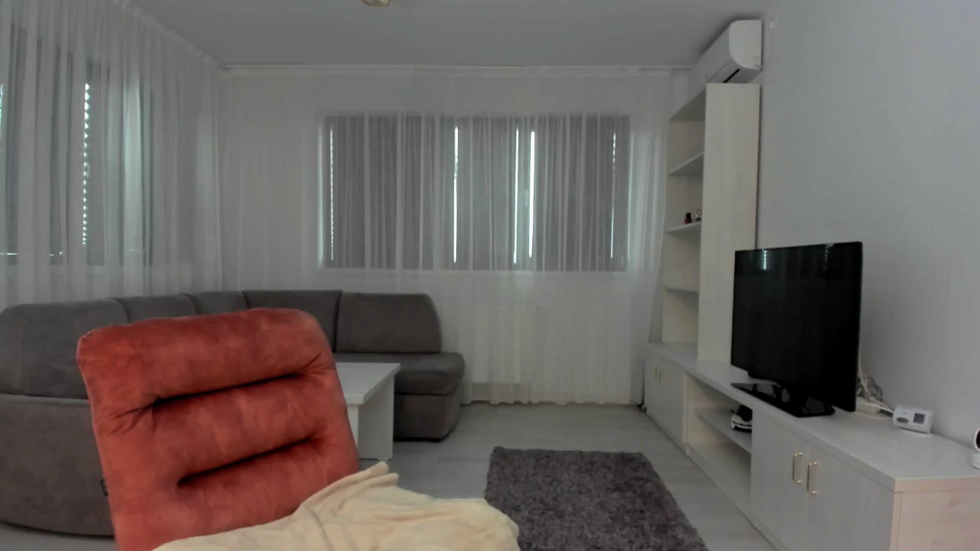 Gallery image thumbnail from Anneexx's myfreecams stream on, 05/30/2025, 11:47 image 16 of 20