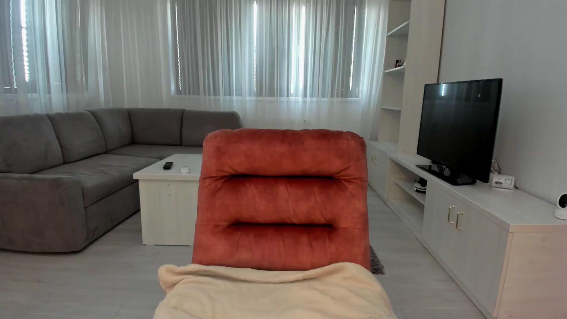 Gallery image thumbnail from Anneexx's myfreecams stream on, 06/09/2025, 11:28 image 19 of 20